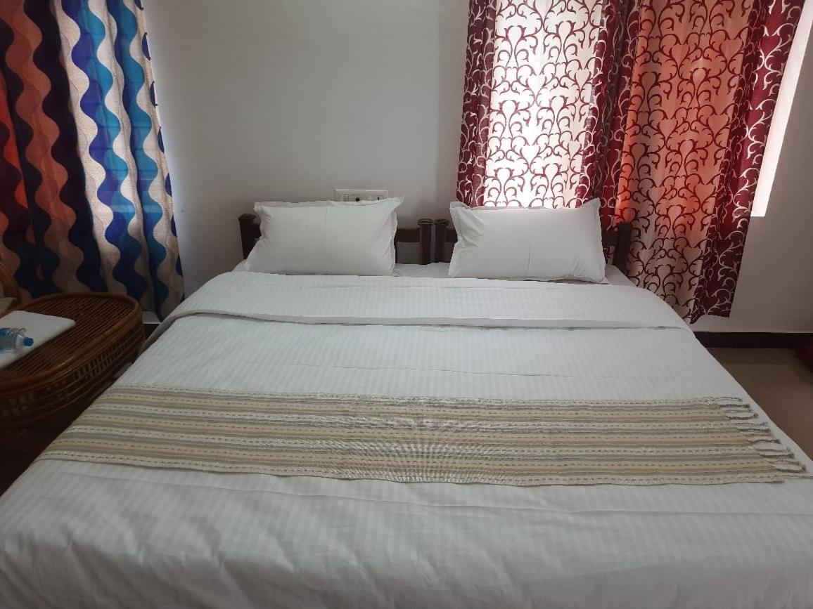 Quadriya Palace Thekkady Kültér fotó