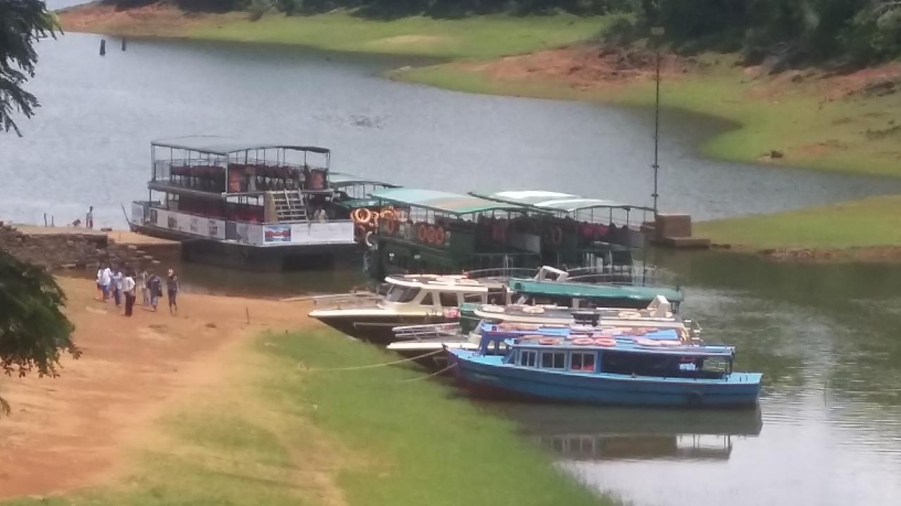 Quadriya Palace Thekkady Kültér fotó