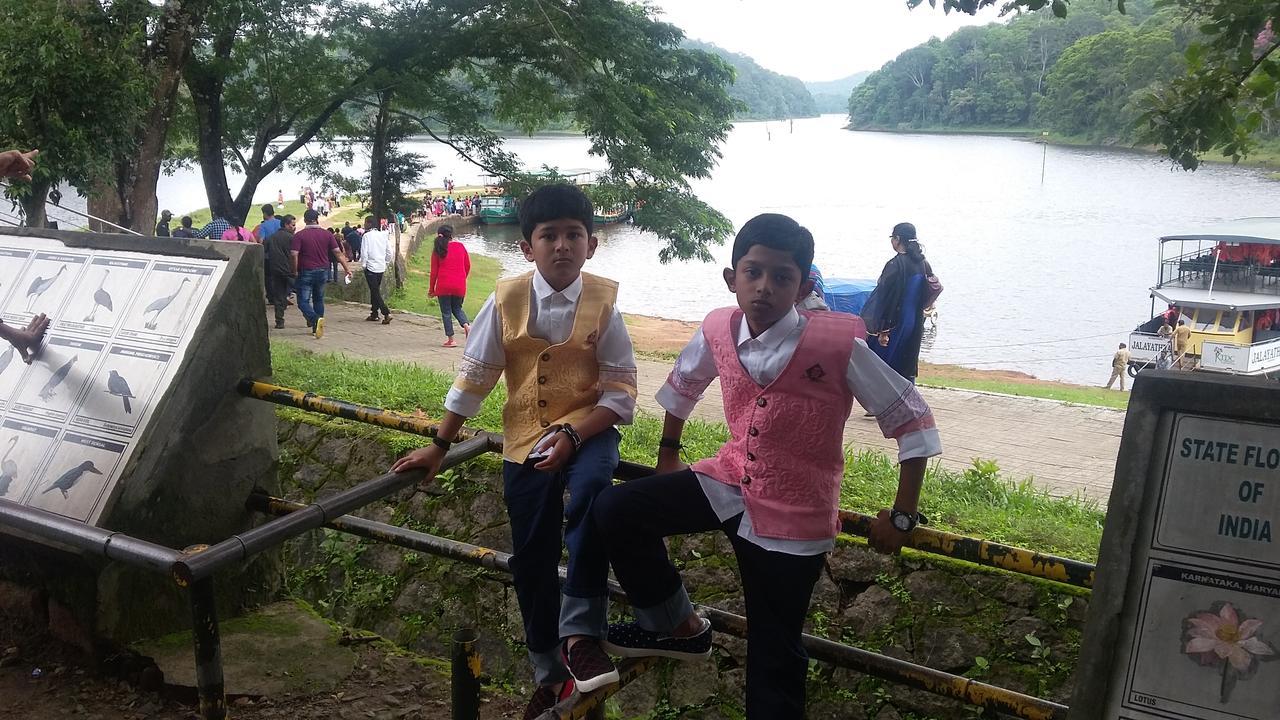 Quadriya Palace Thekkady Kültér fotó